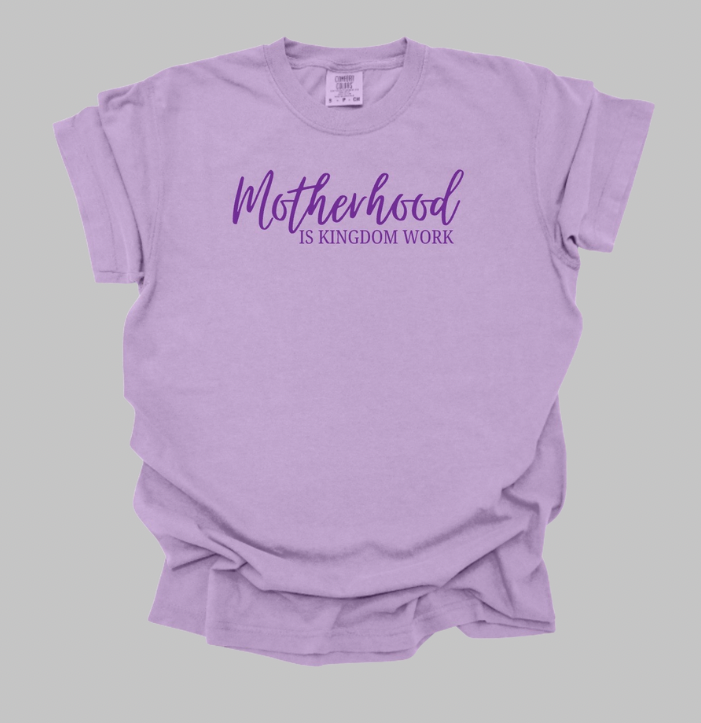MOTHERHOOD TEE